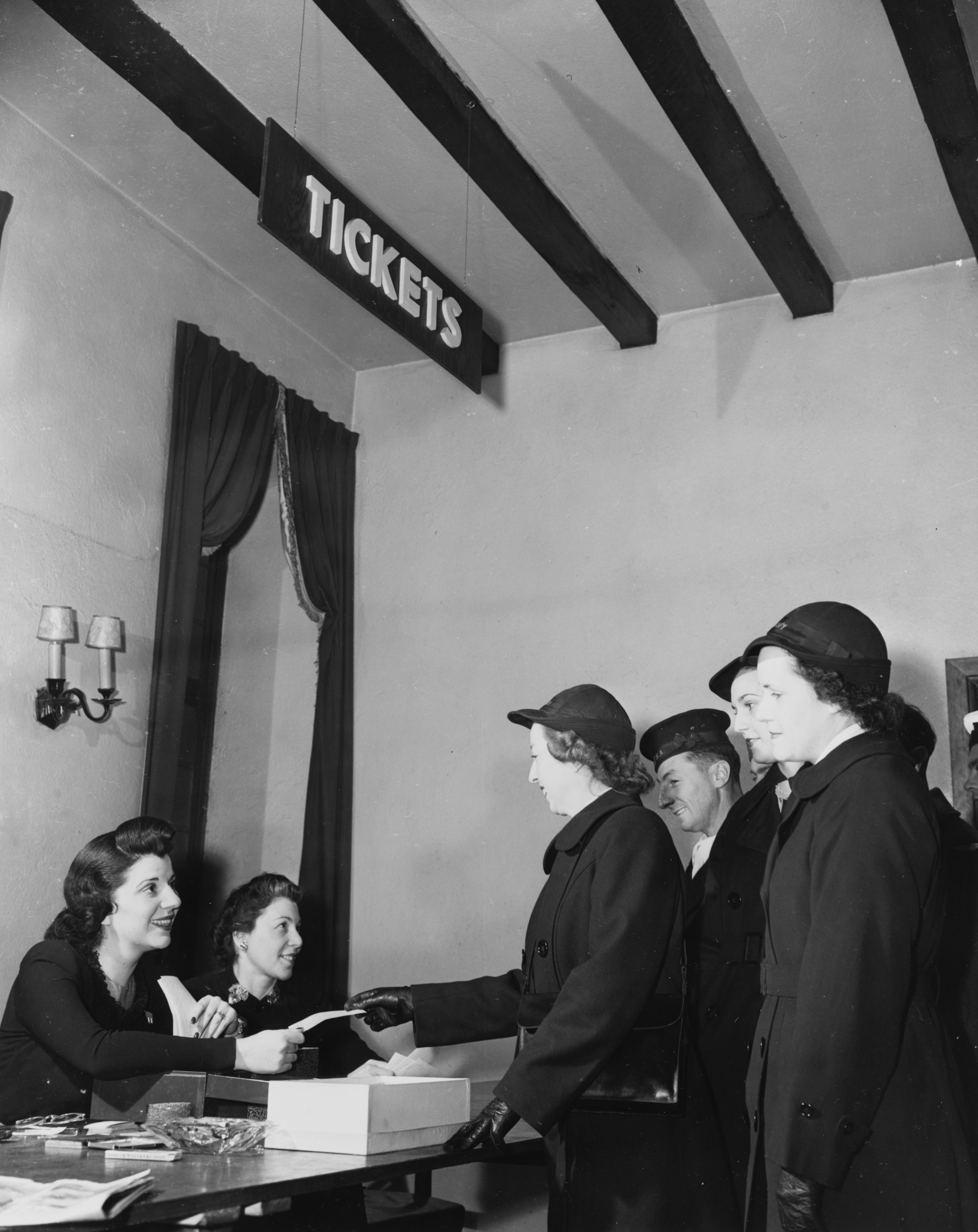 WAVES and British Sailors Receive Free Theater Tickets