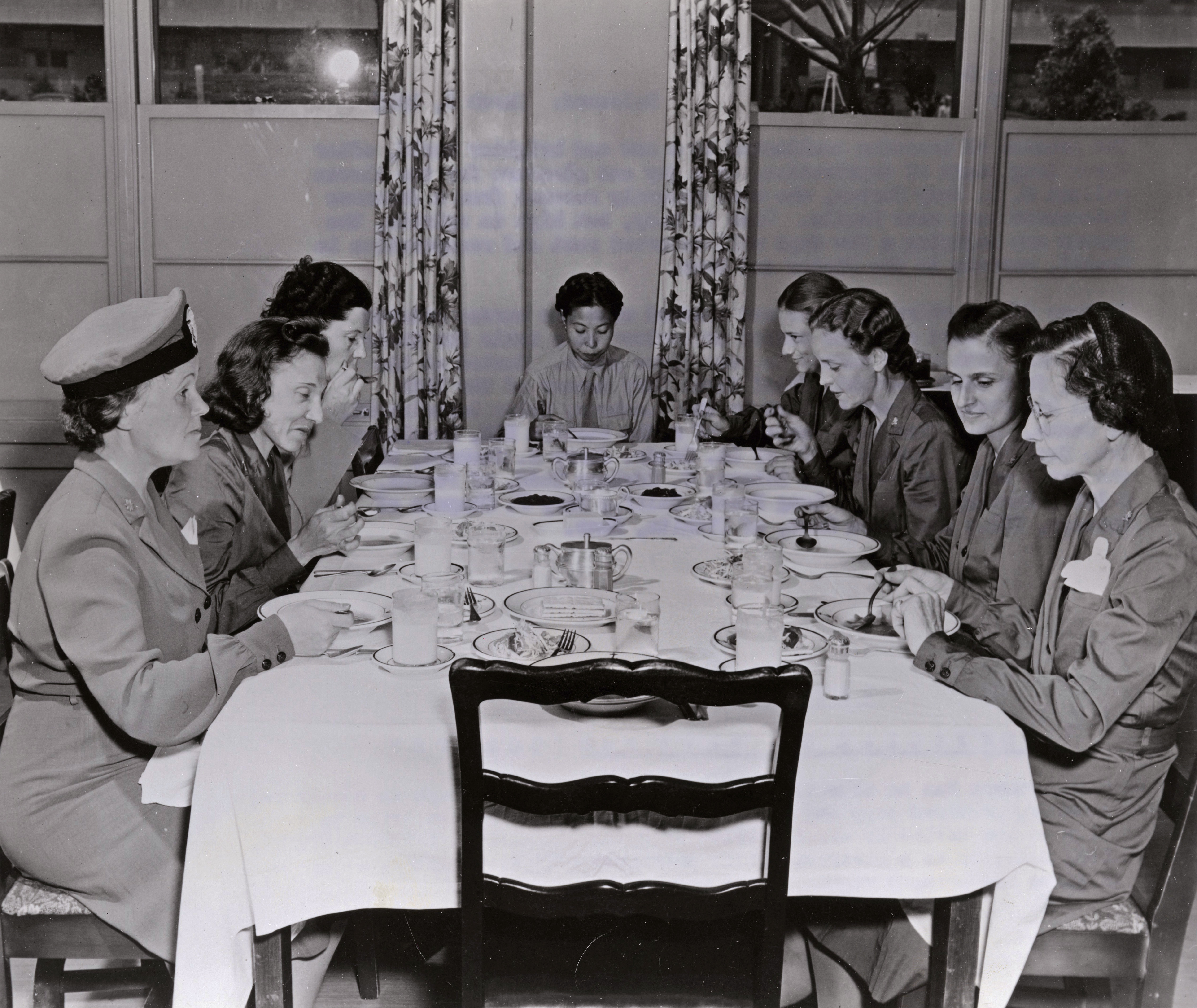 POW Navy Nurses Have First Meal After Release