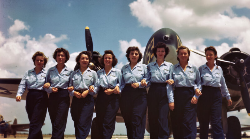 Eight WASP Trainees at Foster Field in Victoria, Texas